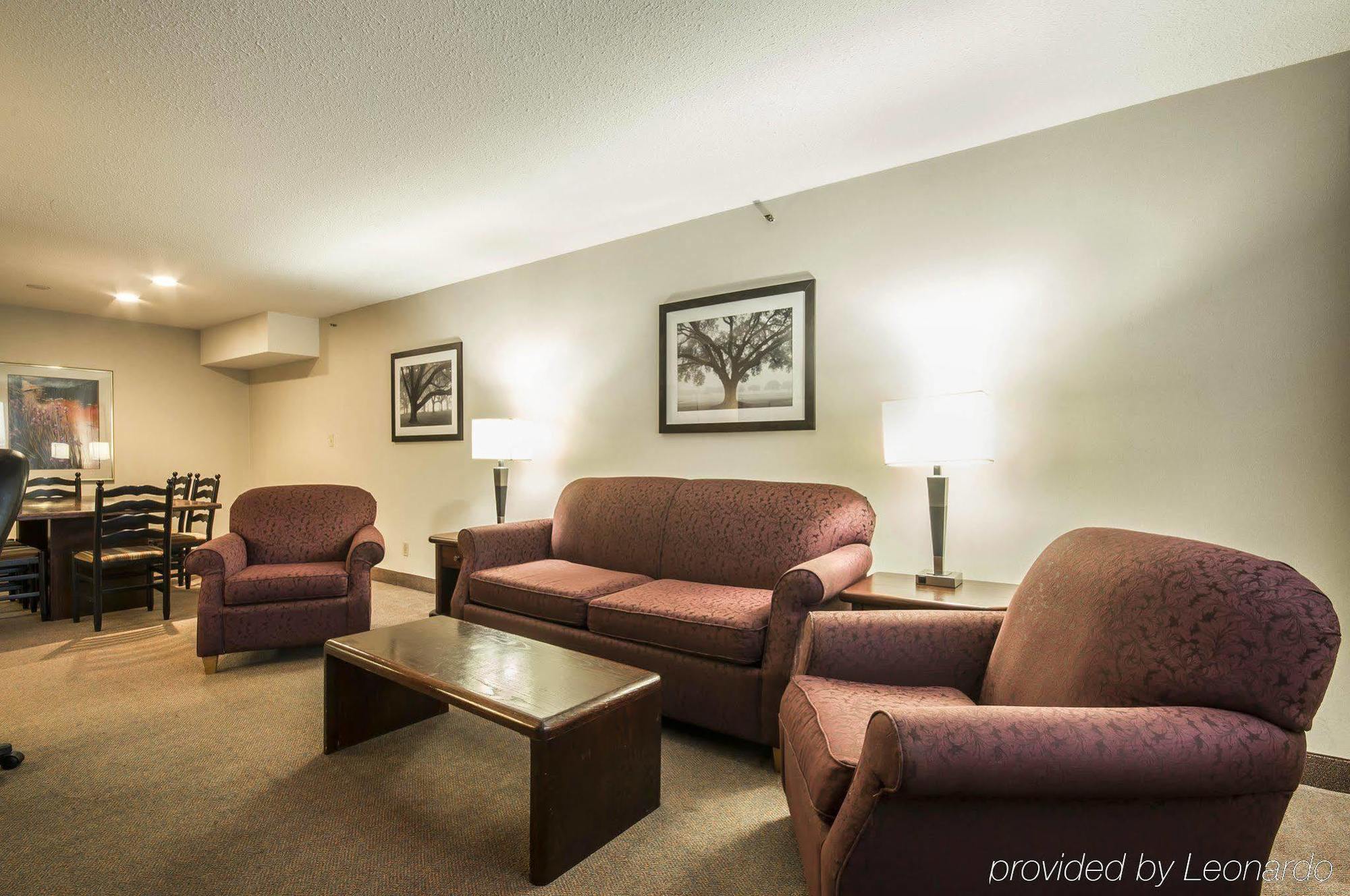 Art Infiniti Hotel Pitt Meadows 외부 사진