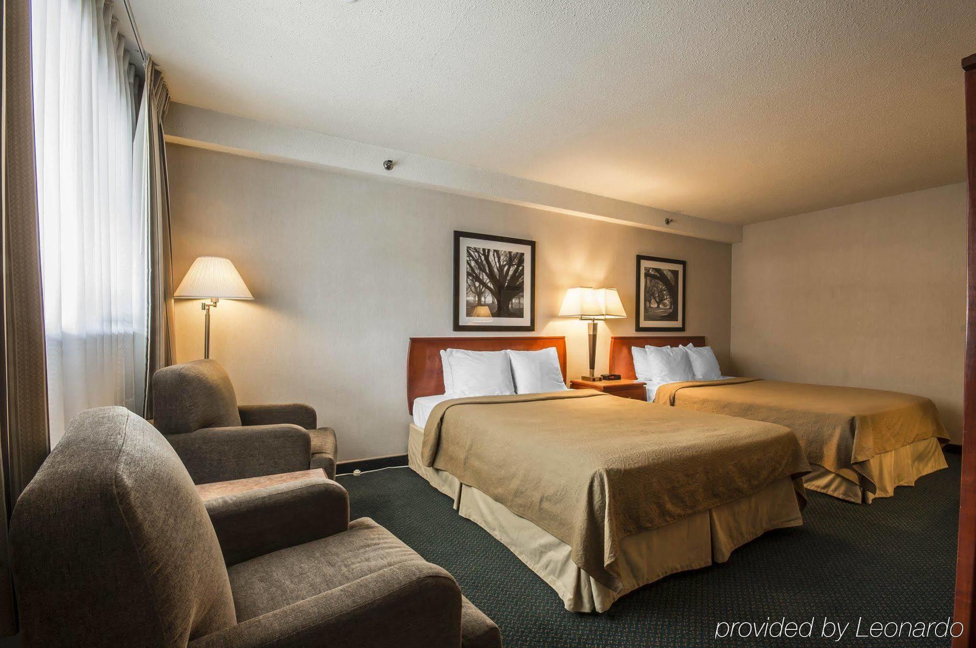 Art Infiniti Hotel Pitt Meadows 외부 사진